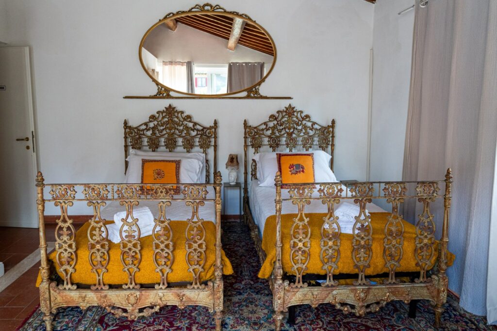 camera_India (Large)